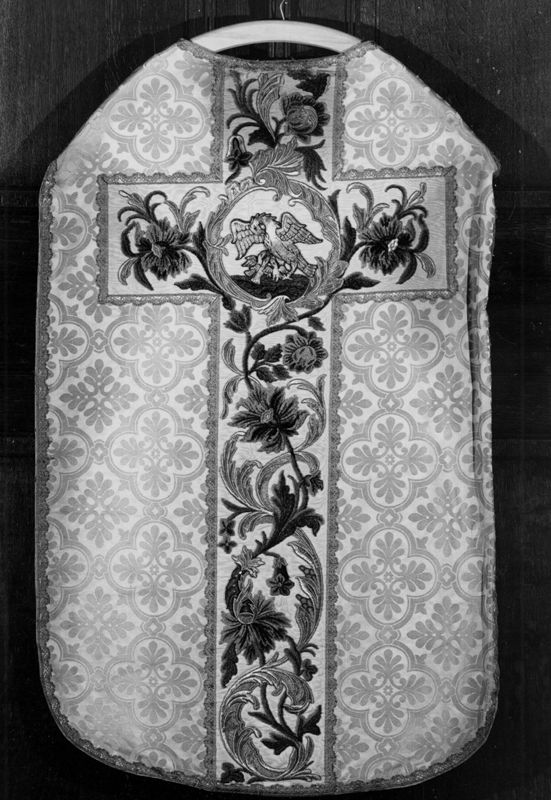 chasuble / Eglise Saint-Jean-Baptiste au Béguinage[Bruxelles]