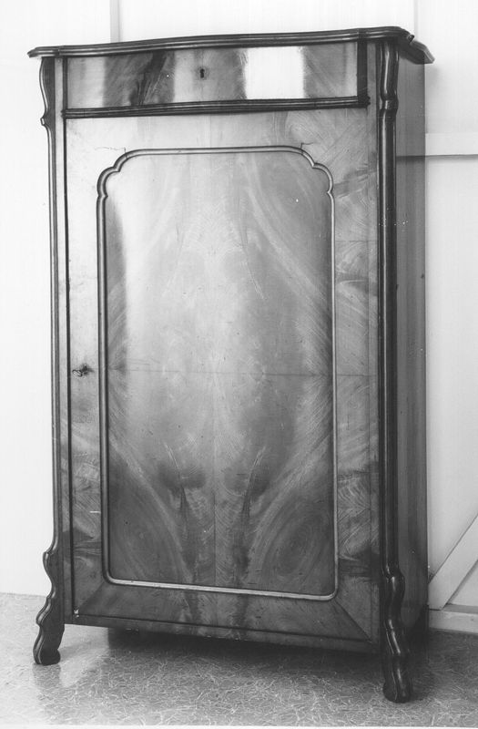 armoire / Centre public d'aide sociale[Stavelot]