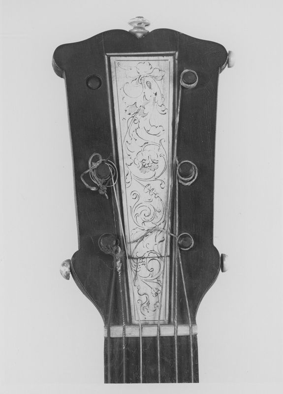 guitare / Musée des instruments de musique (MIM)