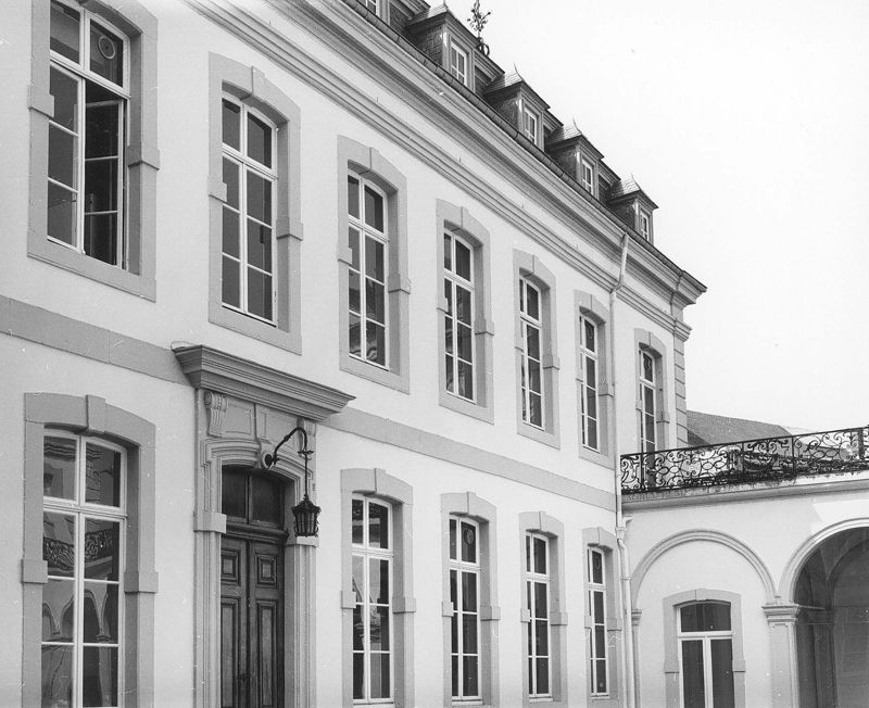 palais du gouverneur / Palais provincial