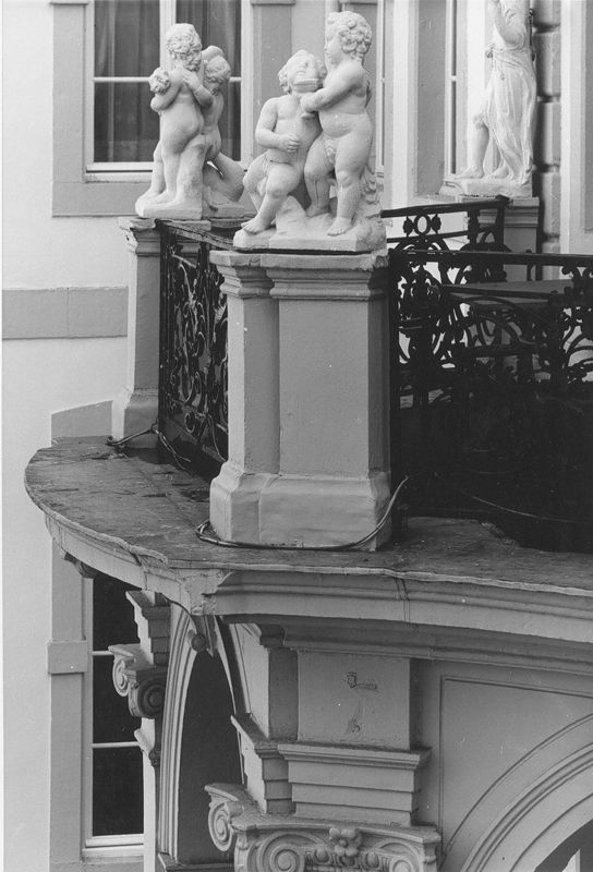 palais du gouverneur / Palais provincial