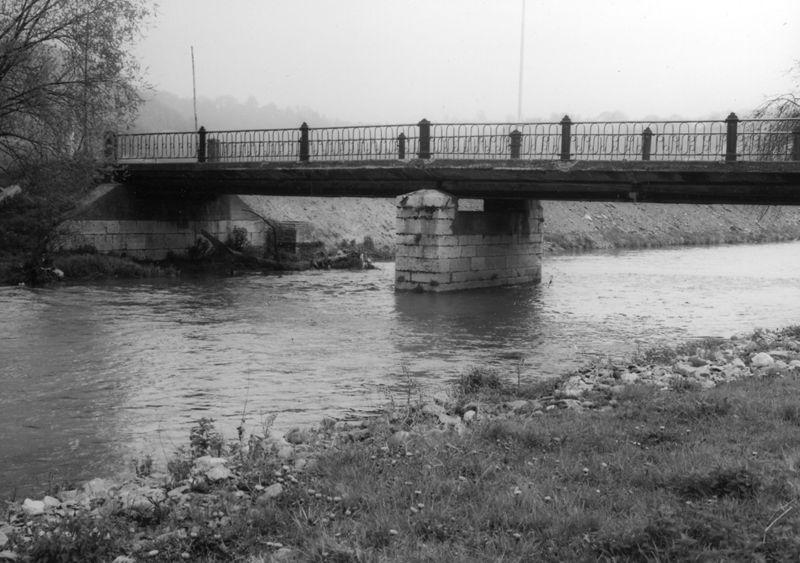 passerelle pour piétons / Construction[Limbourg]