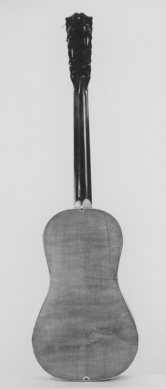 guitare / Musée des instruments de musique (MIM)