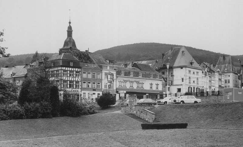 rue villageoise / Aspect[Stavelot]