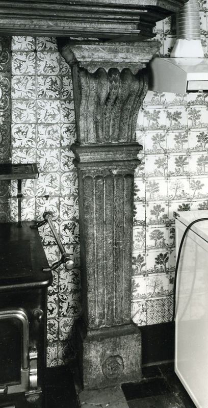 cheminée[élément d'architecture] / Maison, Wegstrasse - Chemin-Rue, 11