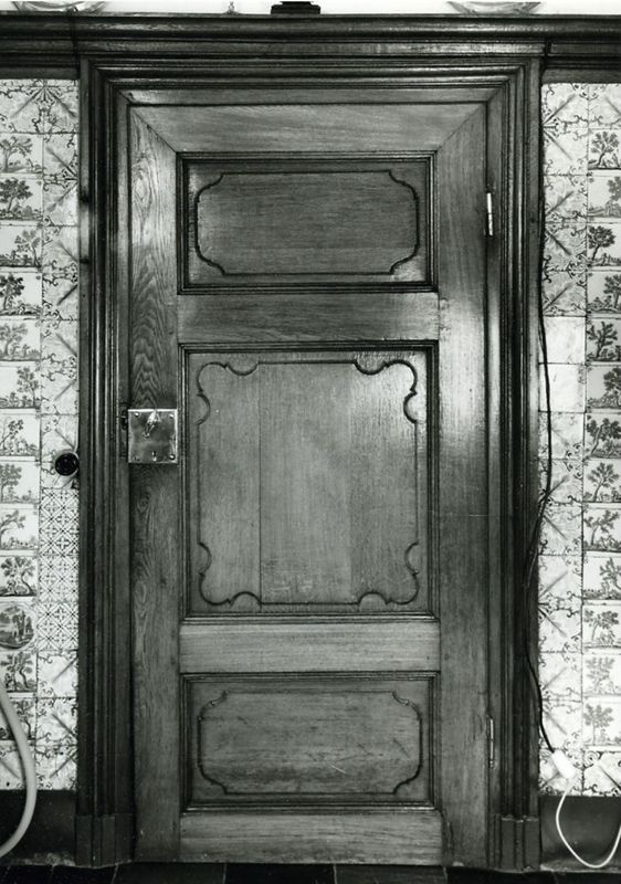porte à un battant / Maison, Wegstrasse - Chemin-Rue, 11