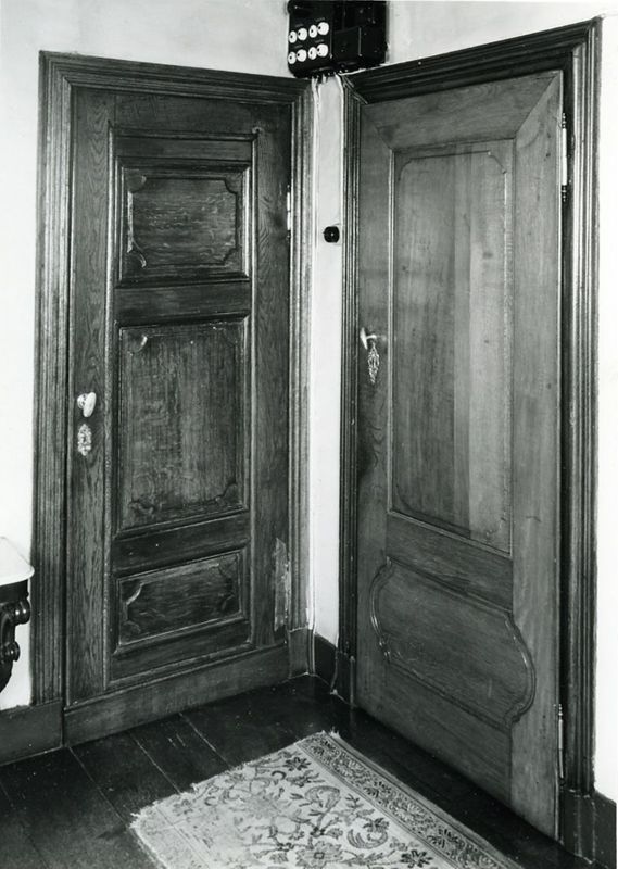 porte à un battant / Maison, Wegstrasse - Chemin-Rue, 11