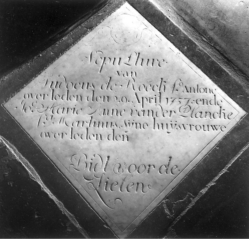 dalle funéraire / Kerk O.L.Vrouw[Rozebeke]
