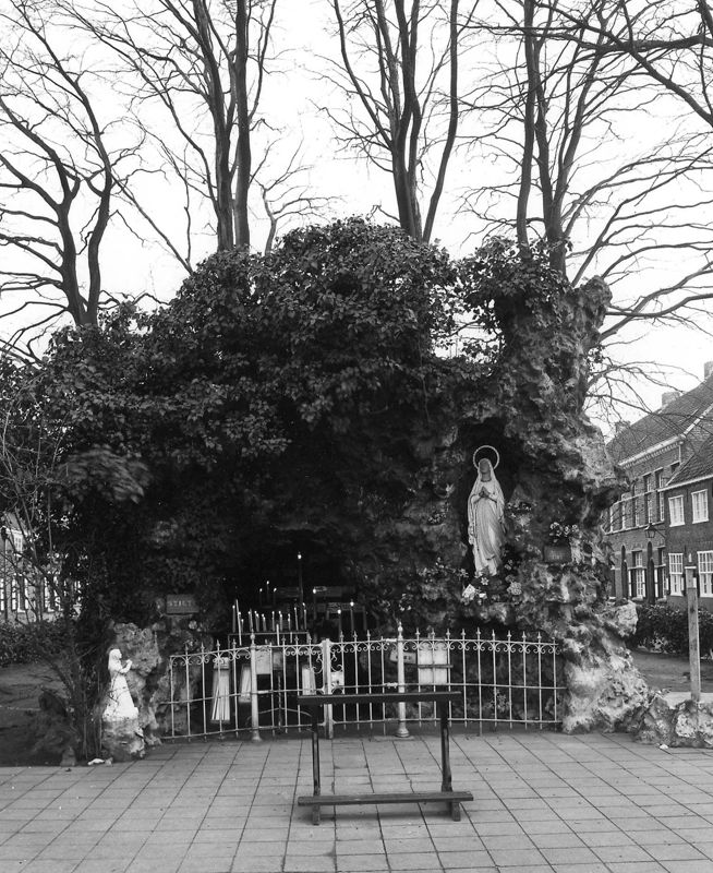 van O.-L.-Vrouw van Lourdes