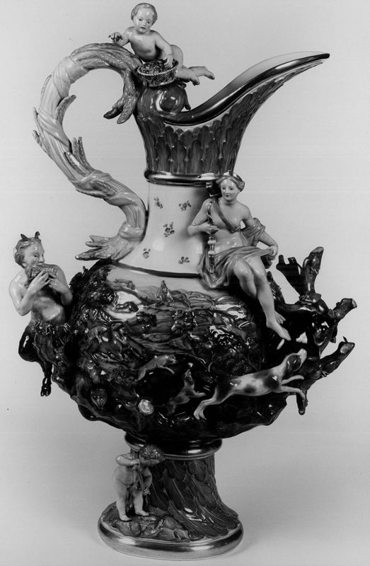 vase / Museum Vleeshuis