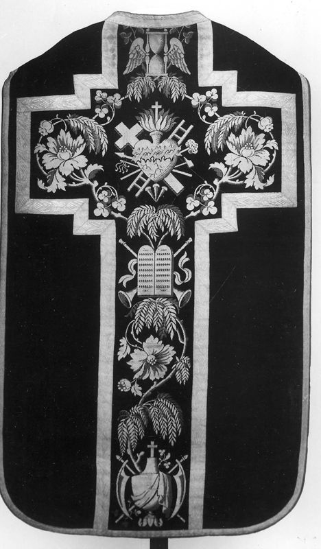 chasuble / Openbaar Centrum voor Maatschappelijk Welzijn[Tongeren]