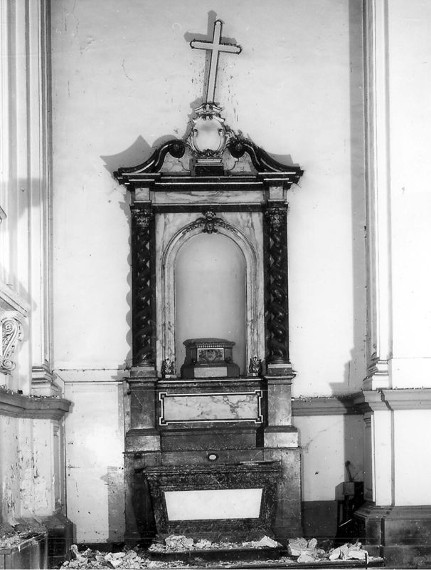 Autel latéral de Sainte Marguerite