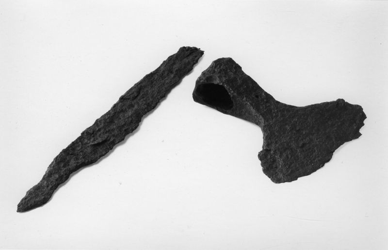 scramasaxe / Musée régional d'Archéologie et d'Histoire (Visé)