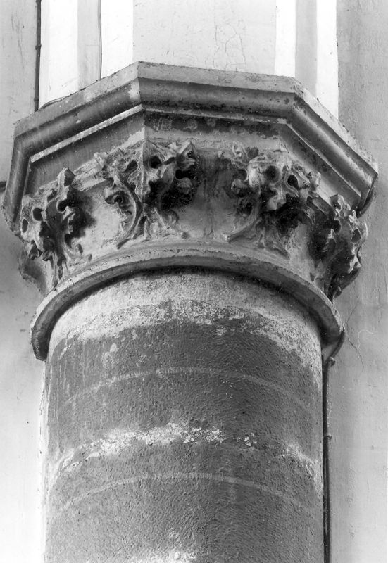 chapiteau[élément d'architecture] / Kerk Sint-Elisabeth[Gent]