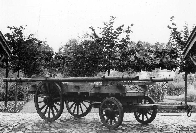tombereau à quatre roues / Provinciaal Museum van het Bulskampveld