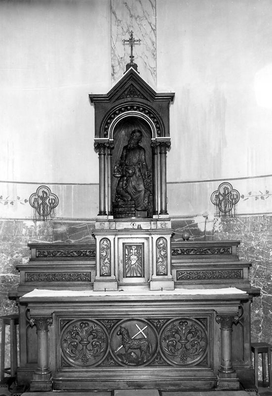 autel majeur / Eglise Saints-Pierre et Paul[Vieuxville]