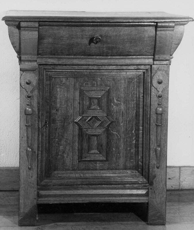 crédence[meuble] / Kerk Sint-Remigius[Baarle-Hertog]