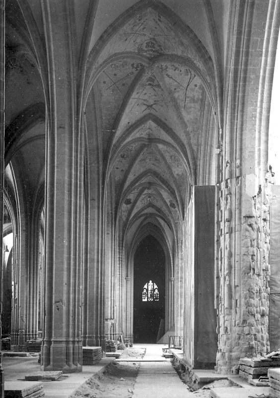 cathédrale / Kathedraal Onze-Lieve-Vrouw ten Hemel opgenomen