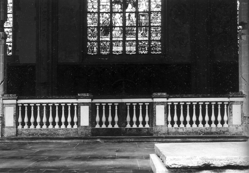 grille[élément d'architecture] / Kathedraal Onze-Lieve-Vrouw ten Hemel opgenomen