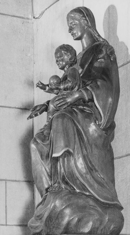 Vierge à l'Enfant assise