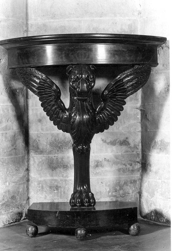 console[table] / Eglise Saint-Jean-Baptiste au Béguinage[Bruxelles]