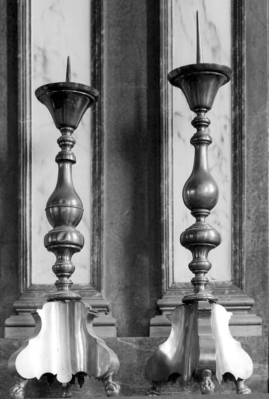 chandelier d'église / Kerk O.L.Vrouw Bezoeking[Essene]