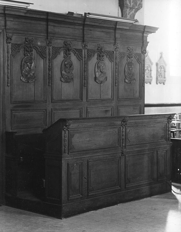 stalles / Kerk O.L.Vrouw Bezoeking[Essene]