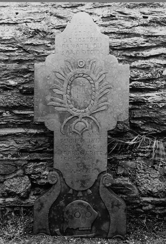 Croix funéraire de Joseph Renard