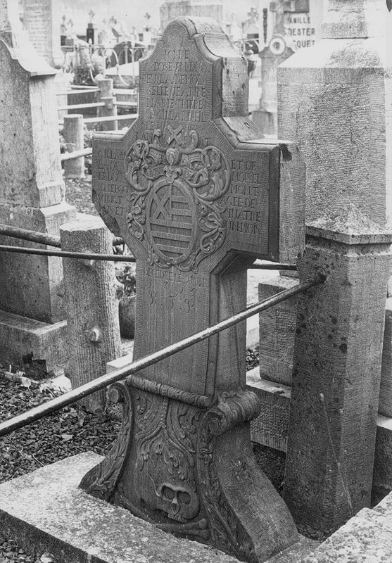 Croix funéraire de Jeanne-Marie-Thérèse Gillard