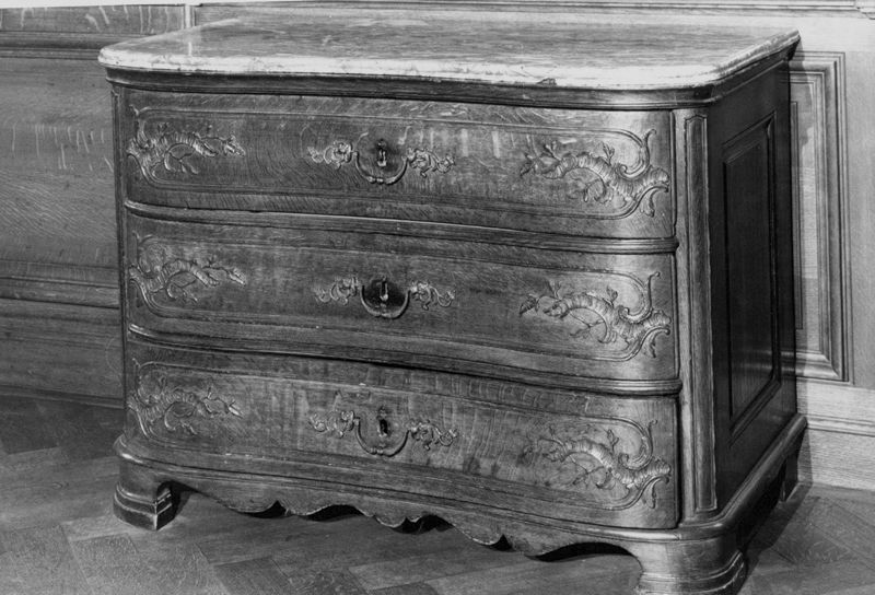 Commode