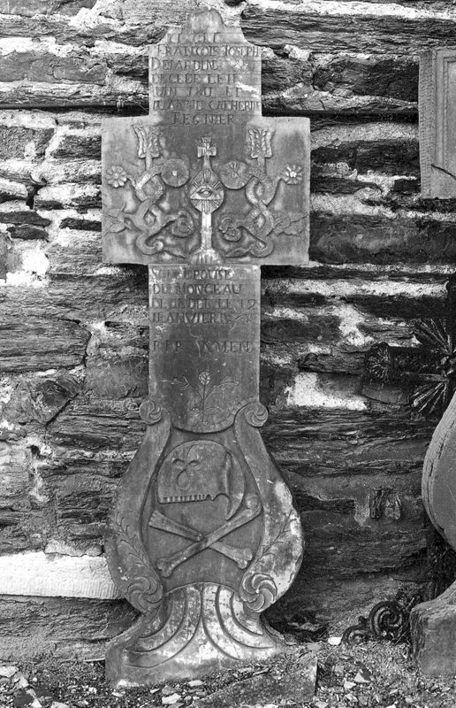 Croix funéraire de François Dejardin, de Jeanne-Catherine Regnier