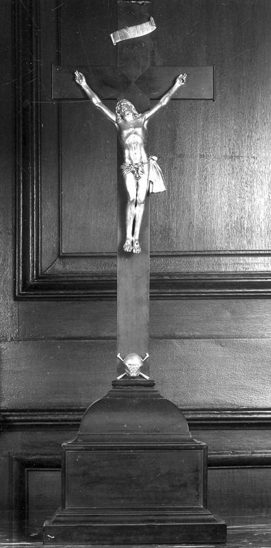 crucifix[f] / Kerk Sint-Ursmarus[Zegelsem]