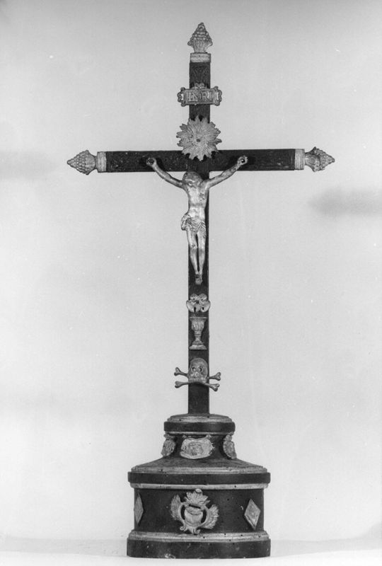 crucifix[f] / Eglise Sainte-Marguerite[Bouge]