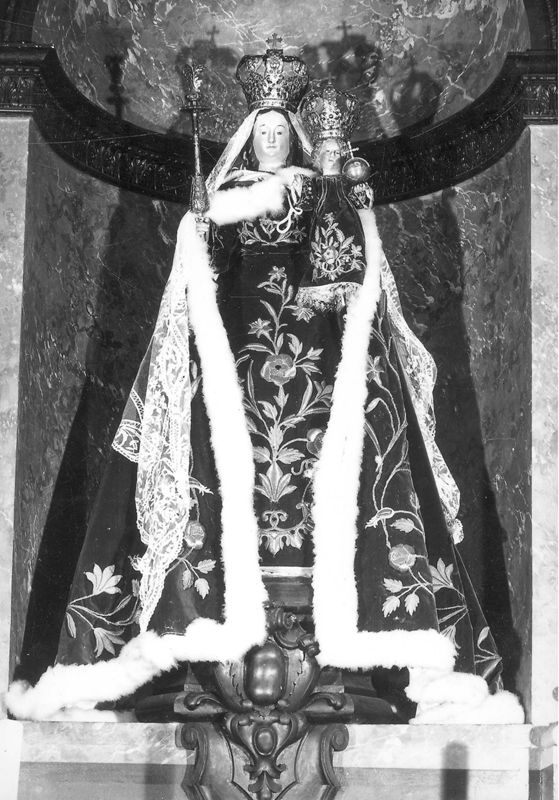 Vierge à l'Enfant