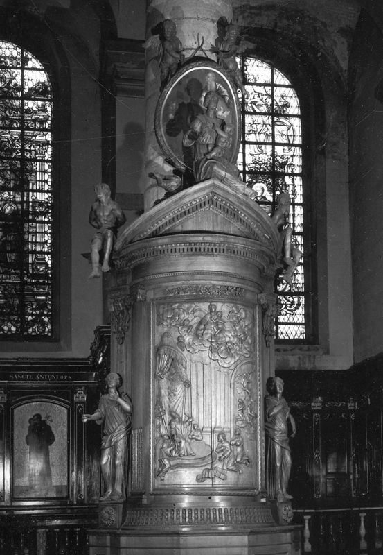 lambris / Eglise Saint-Nicolas[Mons]