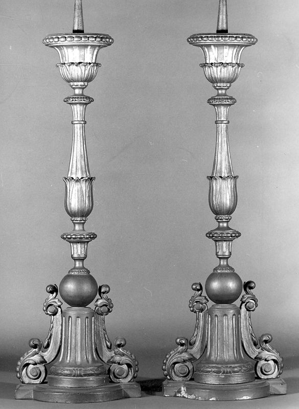 chandelier d'église / Eglise Saint-Nicolas[Mons]