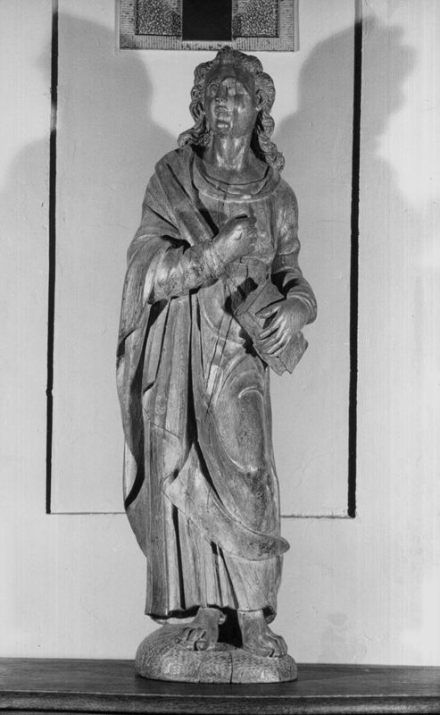 Calvaire: saint Jean et la Vierge