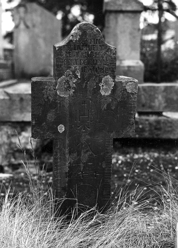Croix funéraire de Bastin-Lambert-Legrand Hubert