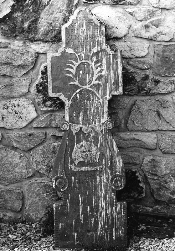 Croix funéraire de Guilleaume Renard