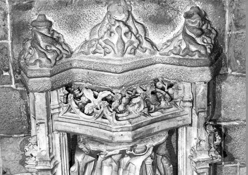 niche[élément d'architecture] / Eglise Sainte-Waudru[Mons]