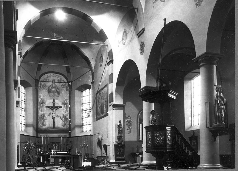 église paroissiale / Kerk H. Kruis en O.L.Vrouw[Oosteeklo]