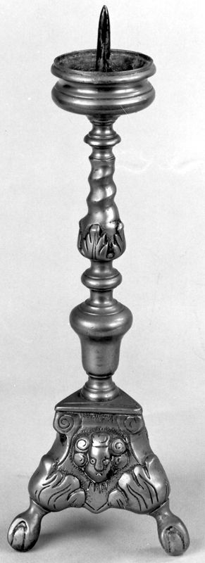 chandelier d'église / Kerk Sint-Pietersbanden[Mazenzele]