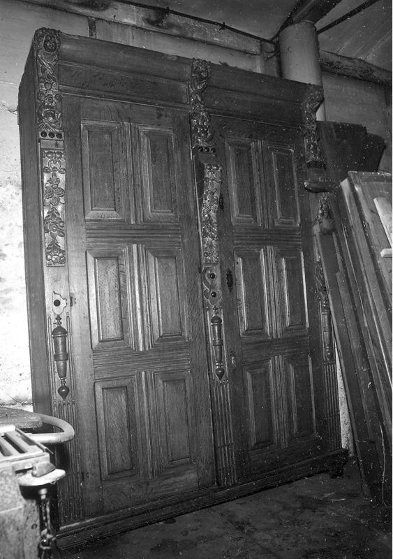 armoire / Kerk Sint-Petrus[Halen]