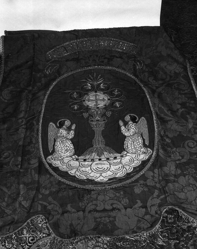 bannière de procession / Eglise Notre-Dame Immaculée[Sougné-Remouchamps]