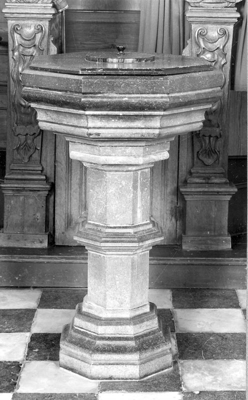 fonts baptismaux / Kerk Sint-Martinus[Ramsdonk]