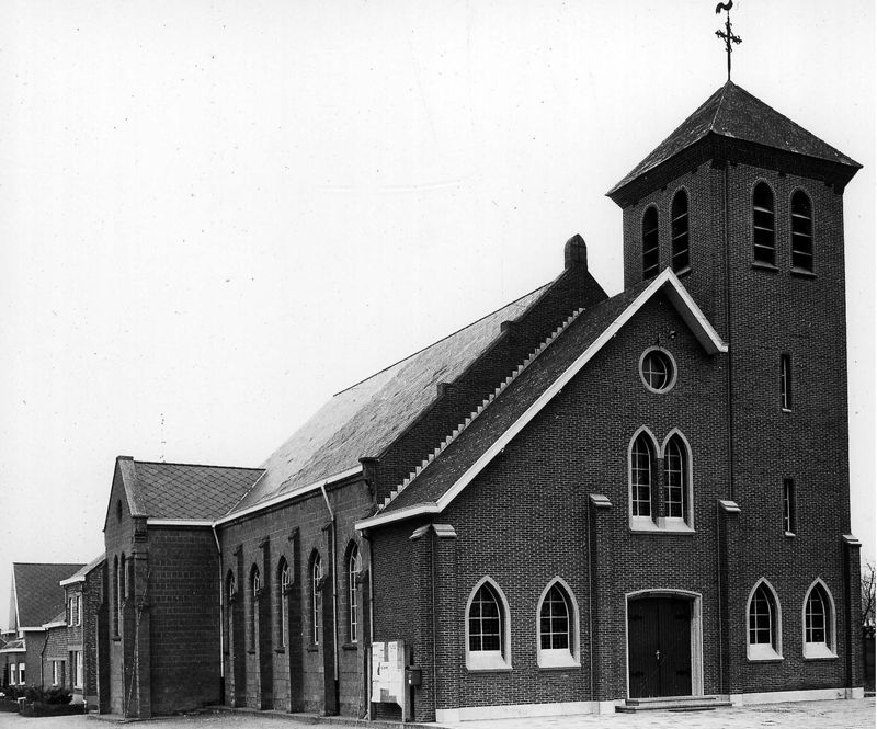 église paroissiale / Kerk H. Familie[Vleugt(Schaffen)]