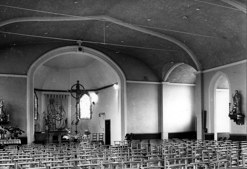 église paroissiale / Kerk H. Familie[Vleugt(Schaffen)]