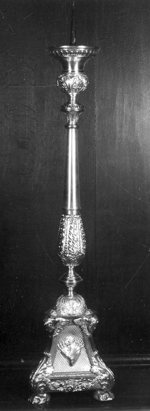 chandelier d'église / Kerk Sint-Denijs[Roborst]
