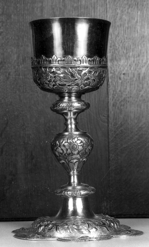calice[culte catholique] / Kerk Sint-Denijs[Roborst]