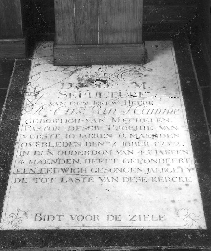 van Van Hamme, pastoor